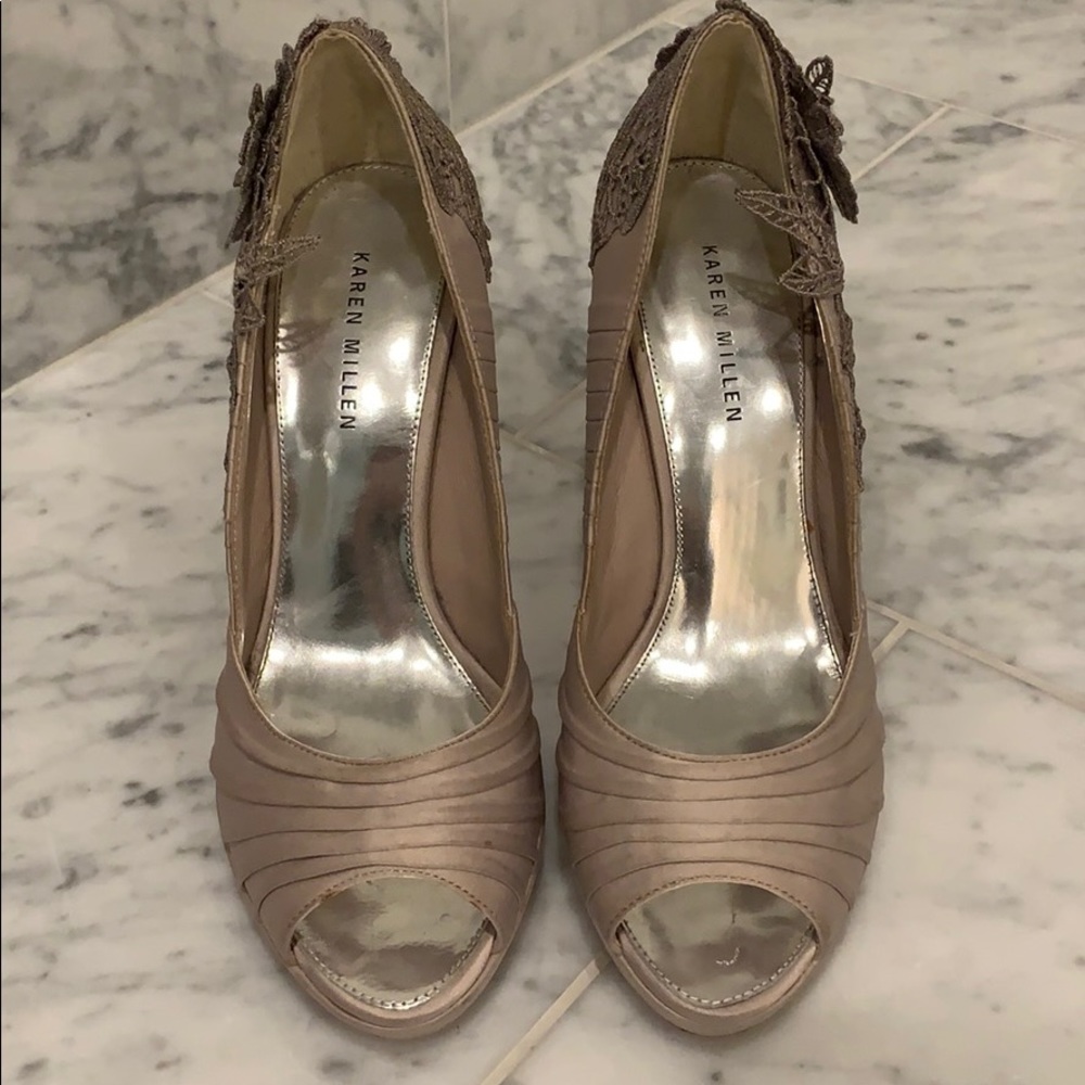 Karen Miller pink Satin Embroidered Pumps